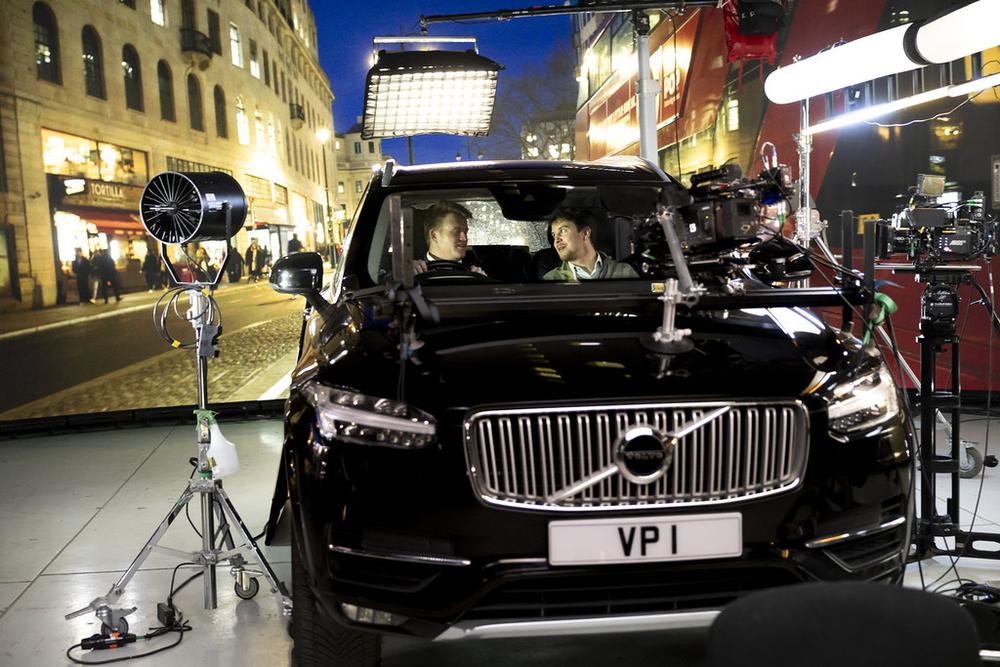 The Road to Realism: How CarRig and AI Analytics Are Changing the In-Studio Car Scene poster