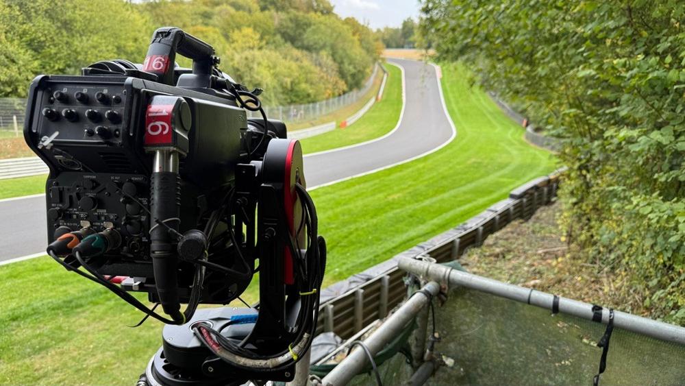 How to Choose a High-Speed Remote Camera Head for Live Sports Broadcast and OB Vans poster